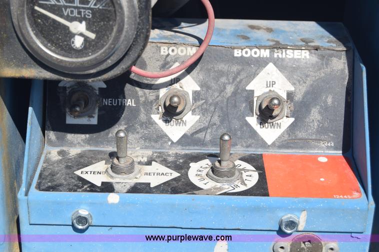 image for item J8000 Genie 30/20HD boom lift