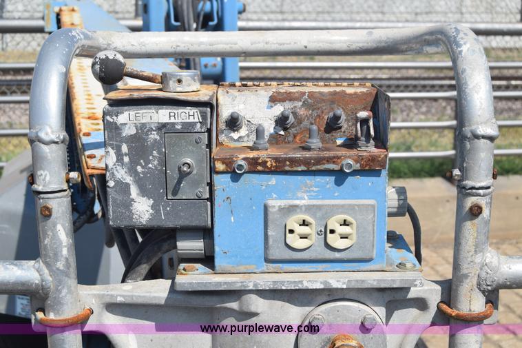 image for item J8000 Genie 30/20HD boom lift