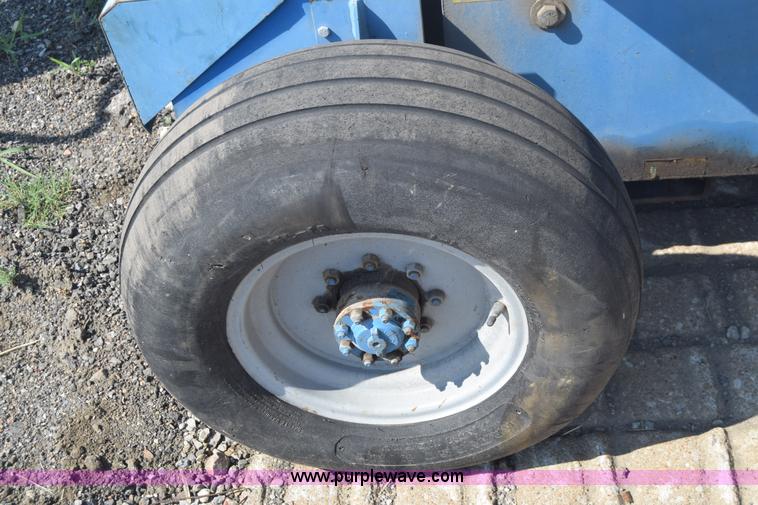 image for item J8000 Genie 30/20HD boom lift