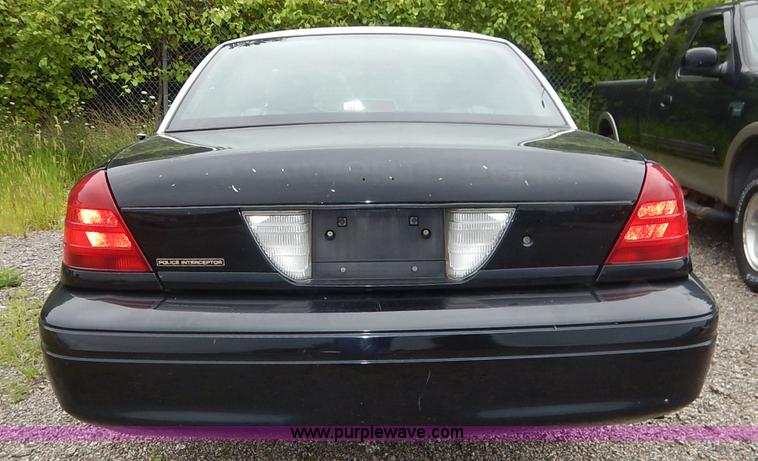 image for item K1539 2007 Ford Crown Victoria Police Interceptor