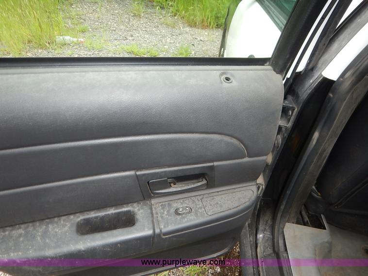 image for item K1539 2007 Ford Crown Victoria Police Interceptor