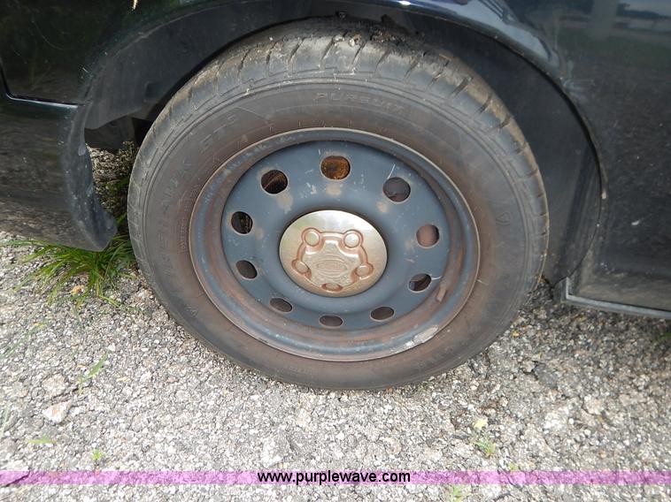 image for item K1539 2007 Ford Crown Victoria Police Interceptor