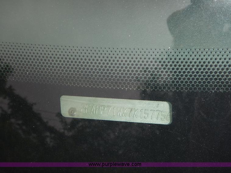 image for item K1539 2007 Ford Crown Victoria Police Interceptor