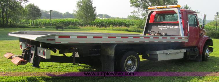 image for item K5735 1992 International 4600 rollback truck