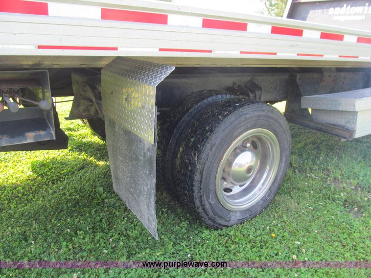 image for item K5735 1992 International 4600 rollback truck