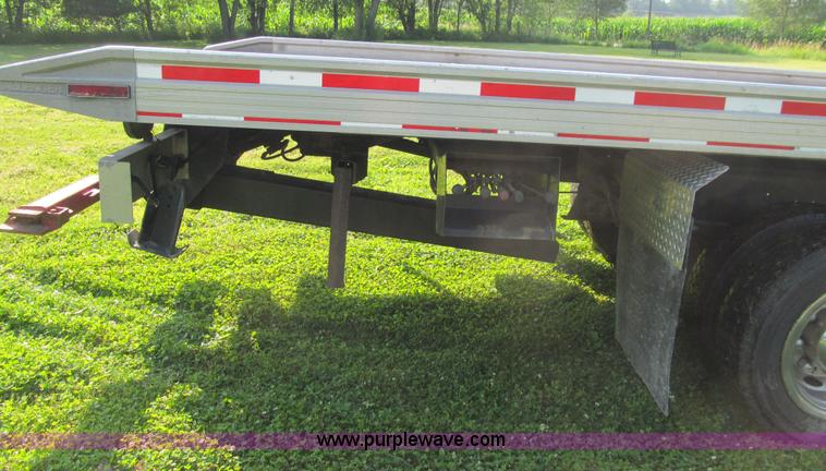 image for item K5735 1992 International 4600 rollback truck