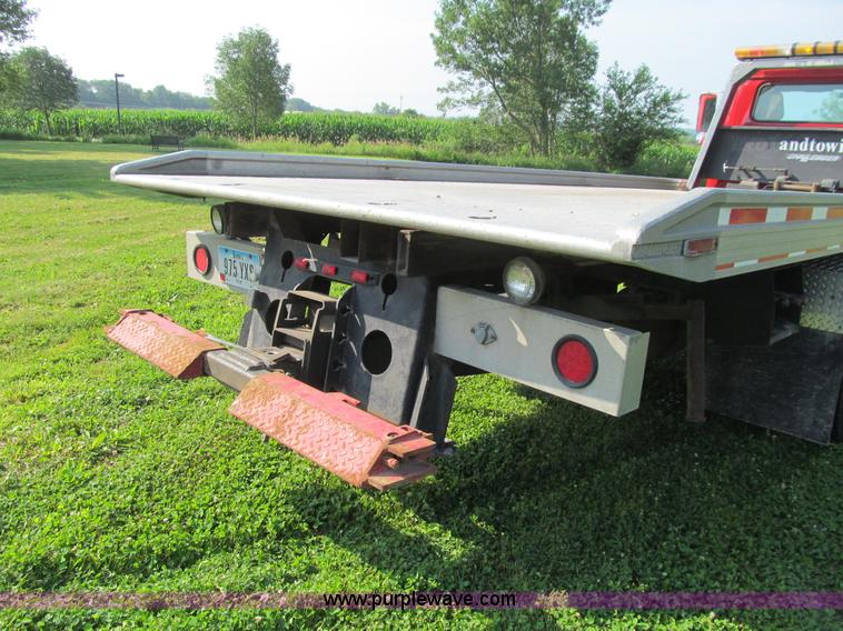 image for item K5735 1992 International 4600 rollback truck