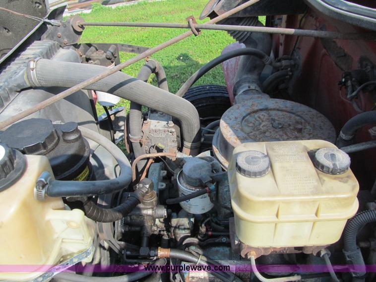 image for item K5735 1992 International 4600 rollback truck