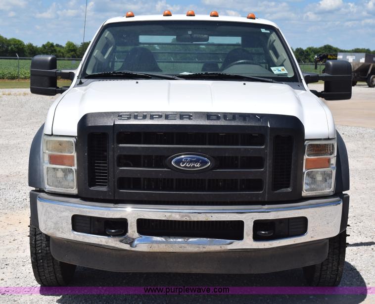 image for item K6124 2009 Ford F450 Super Duty flatbed truck