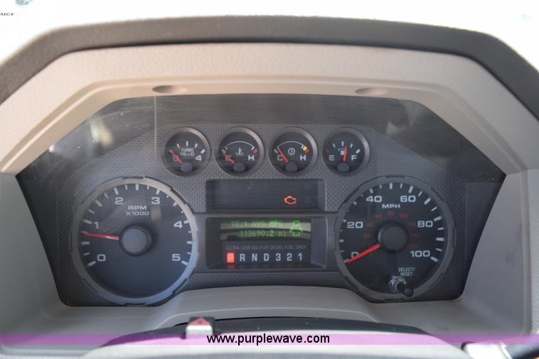 image for item K6124 2009 Ford F450 Super Duty flatbed truck