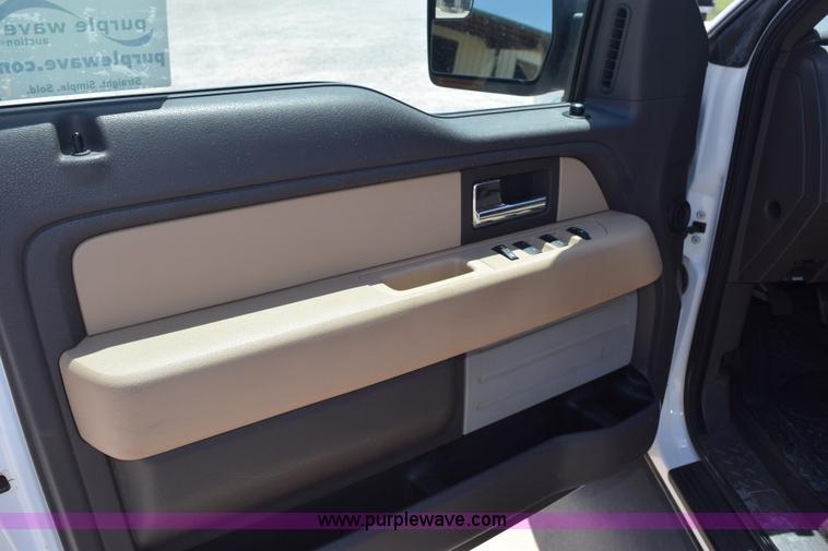 image for item K6125 2012 Ford F150 SuperCrew pickup truck