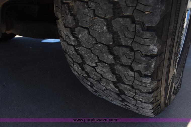 image for item K6125 2012 Ford F150 SuperCrew pickup truck