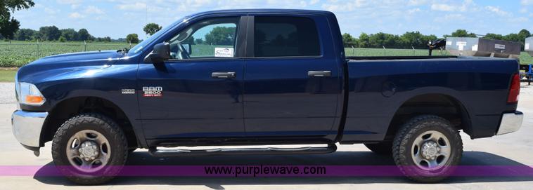 image for item K6126 2012 Dodge Ram 2500 Crew Cab pickup truck