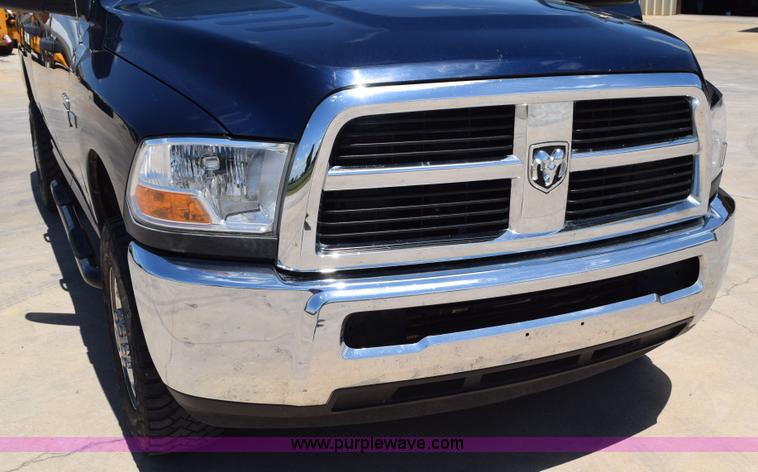 image for item K6126 2012 Dodge Ram 2500 Crew Cab pickup truck
