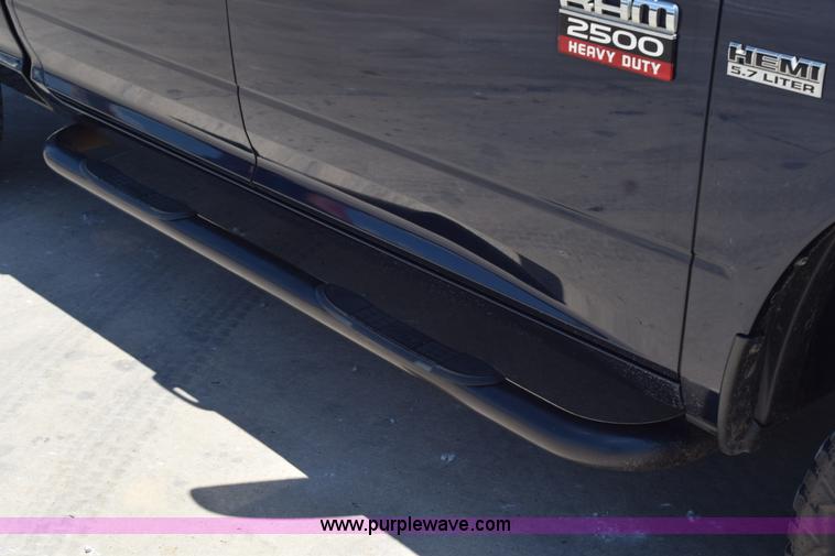 image for item K6126 2012 Dodge Ram 2500 Crew Cab pickup truck