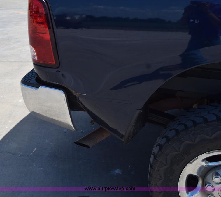 image for item K6126 2012 Dodge Ram 2500 Crew Cab pickup truck