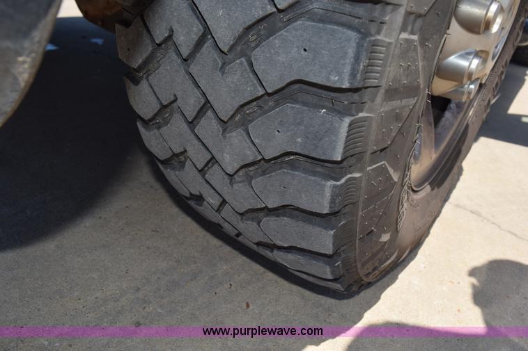 image for item K6126 2012 Dodge Ram 2500 Crew Cab pickup truck