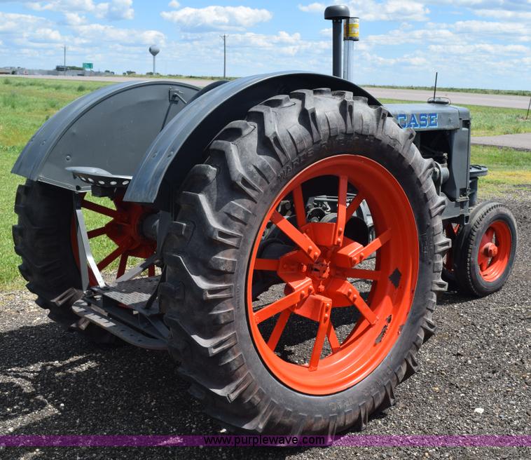 image for item K6162 Case CC tractor