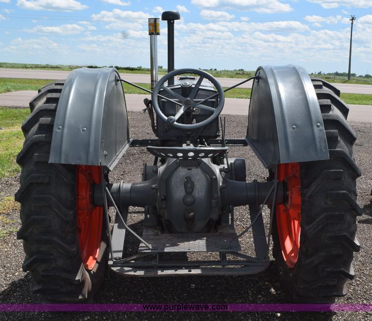 image for item K6162 Case CC tractor