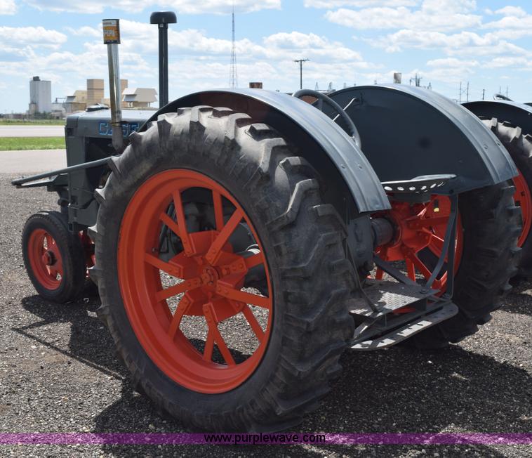 image for item K6162 Case CC tractor