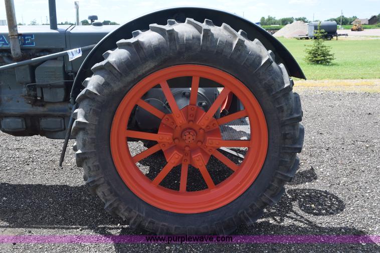 image for item K6162 Case CC tractor