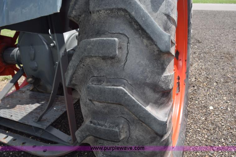 image for item K6162 Case CC tractor