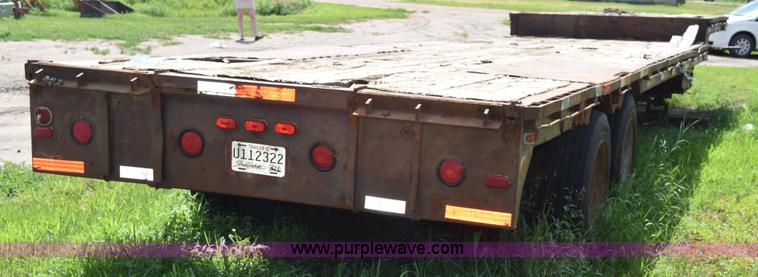 image for item K6165 1961 Trailmobile drop deck trailer