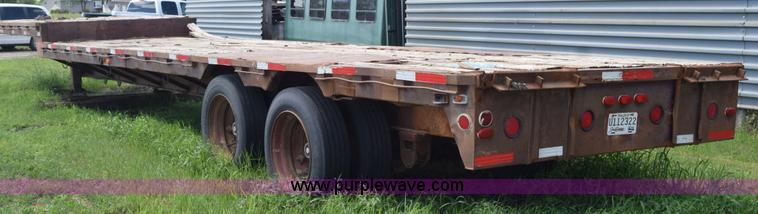 image for item K6165 1961 Trailmobile drop deck trailer