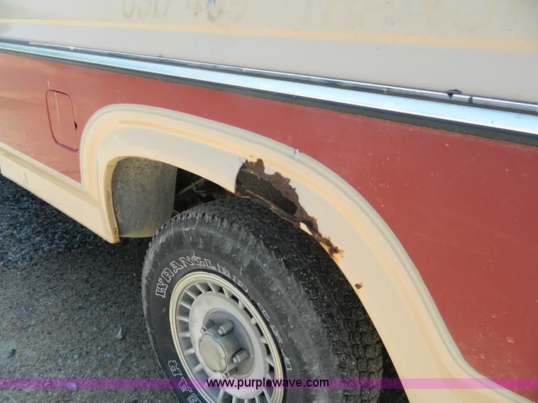 image for item K8086 1985 Ford F150 pickup truck