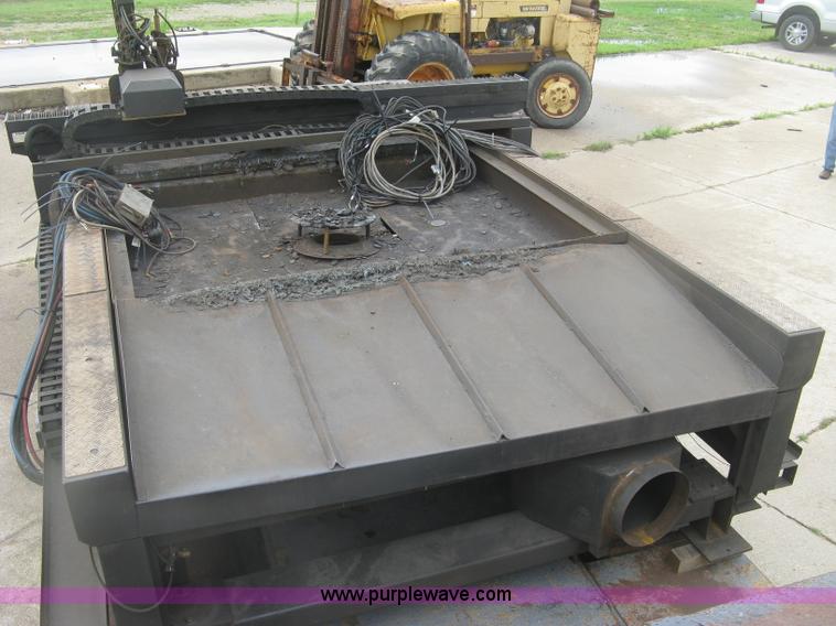 image for item K8698 Industrial gantry-style plasma cutting system
