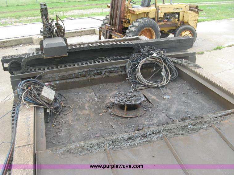 image for item K8698 Industrial gantry-style plasma cutting system