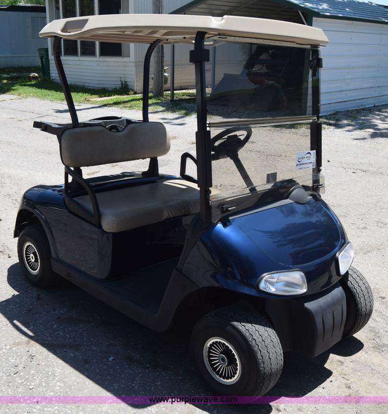 image for item L2706 Ez-go golf cart