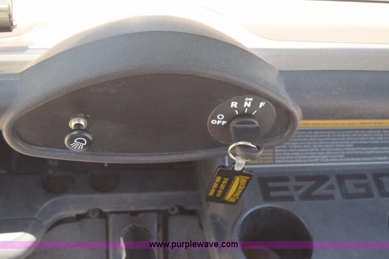 image for item L2706 Ez-go golf cart