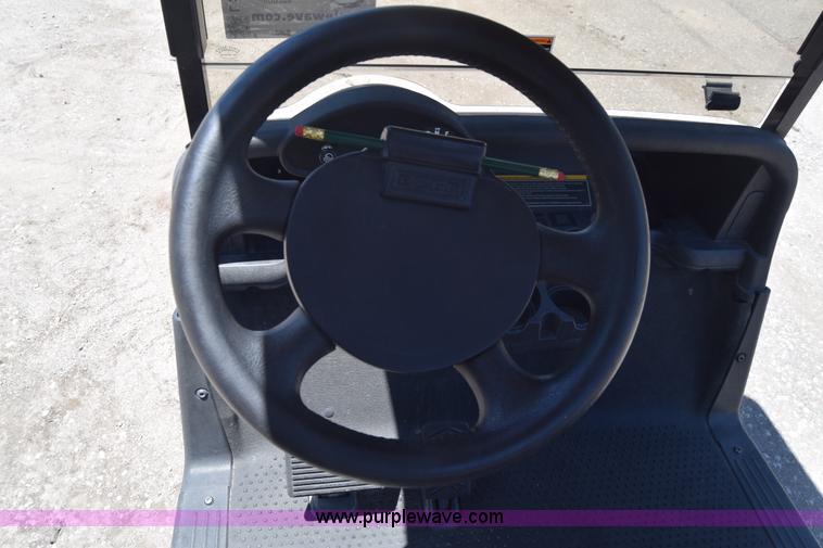 image for item L2706 Ez-go golf cart