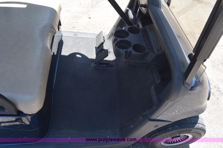 image for item L2706 Ez-go golf cart