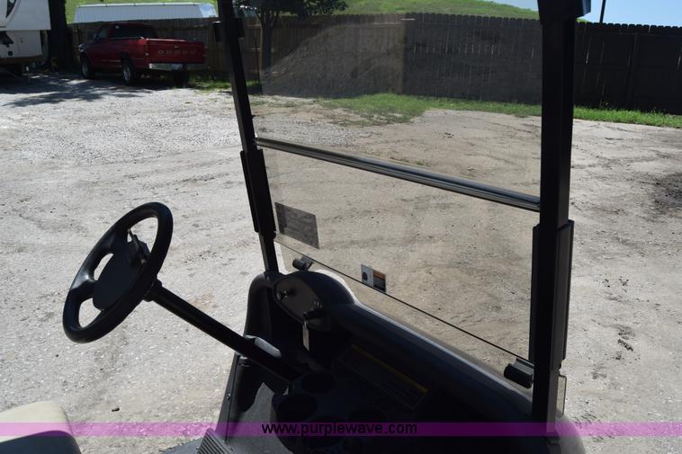 image for item L2706 Ez-go golf cart