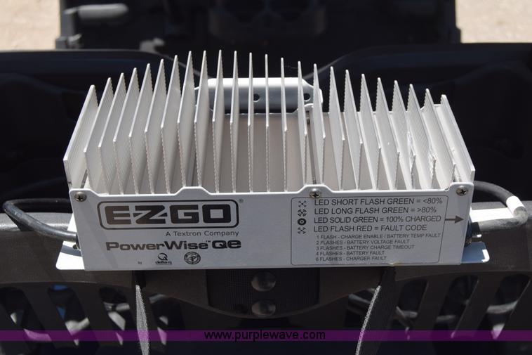 image for item L2706 Ez-go golf cart