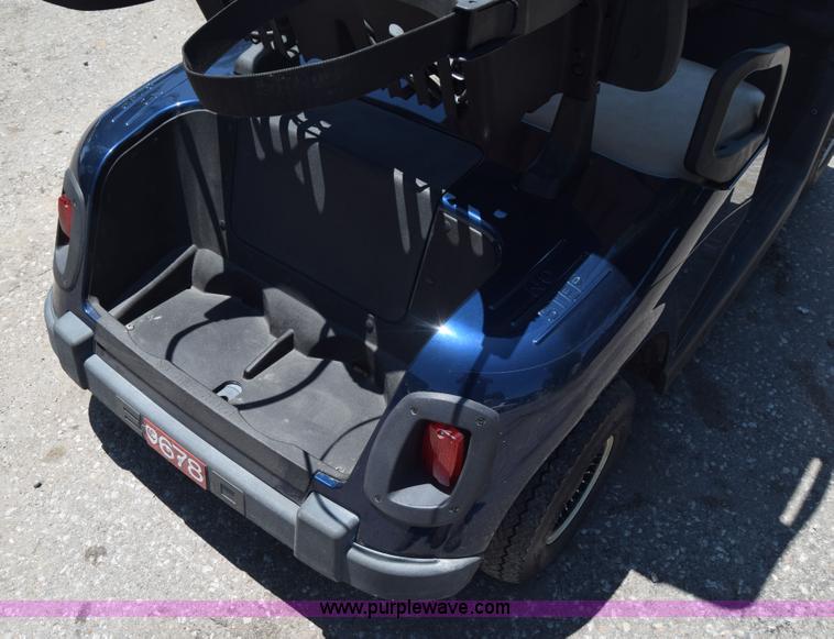 image for item L2706 Ez-go golf cart