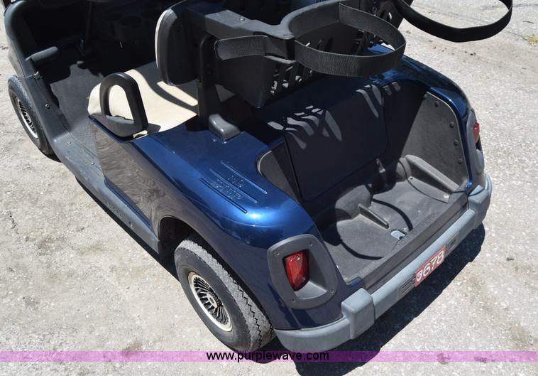 image for item L2706 Ez-go golf cart