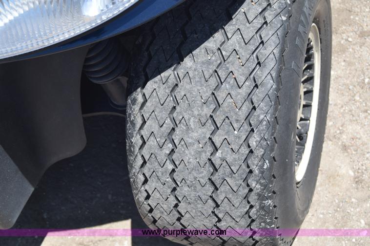 image for item L2706 Ez-go golf cart