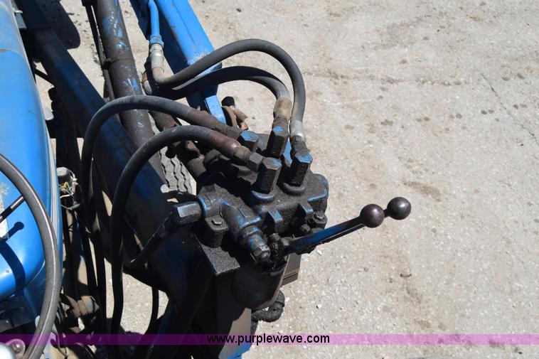 image for item L2709 Ford 2000 tractor