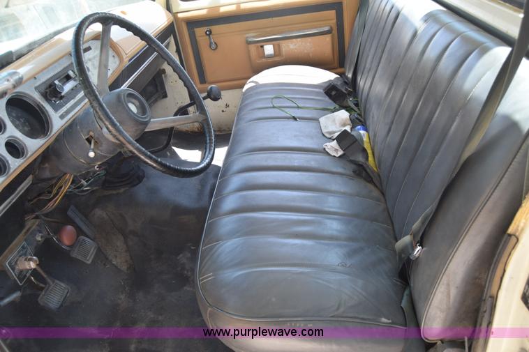 image for item L2715 1980 Dodge D40 bucket truck