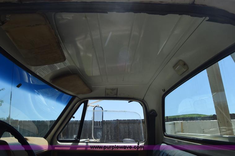 image for item L2715 1980 Dodge D40 bucket truck