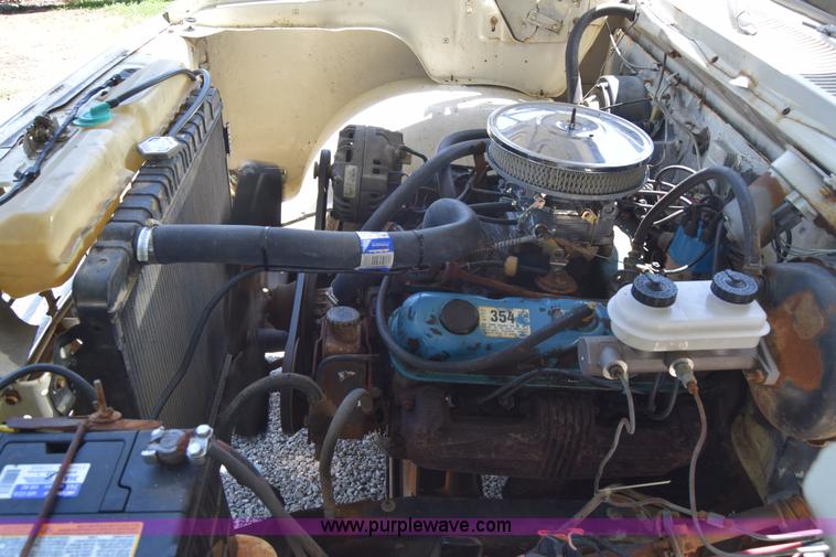 image for item L2715 1980 Dodge D40 bucket truck