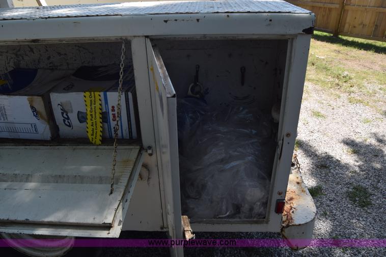 image for item L2715 1980 Dodge D40 bucket truck