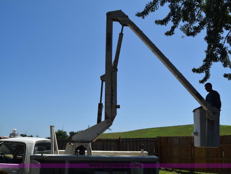 image for item L2715 1980 Dodge D40 bucket truck