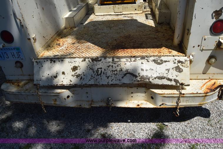 image for item L2715 1980 Dodge D40 bucket truck