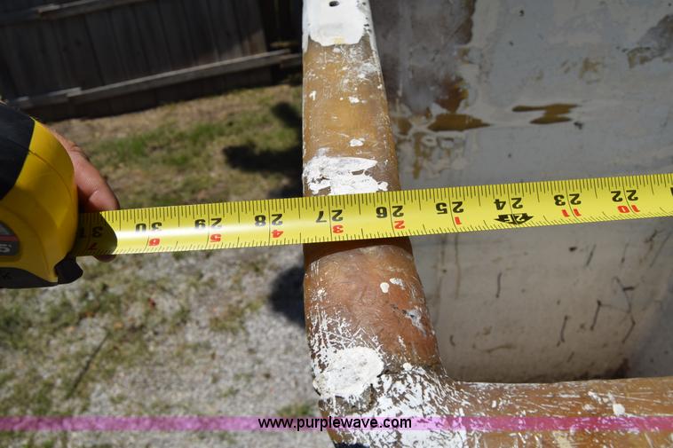 image for item L2715 1980 Dodge D40 bucket truck