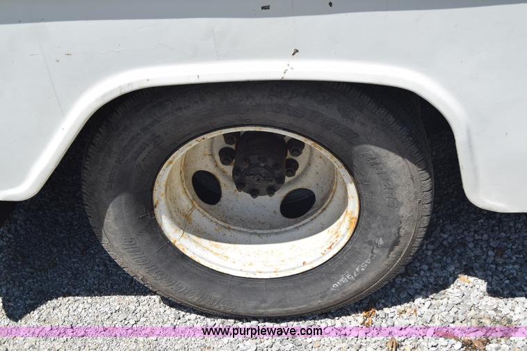 image for item L2715 1980 Dodge D40 bucket truck