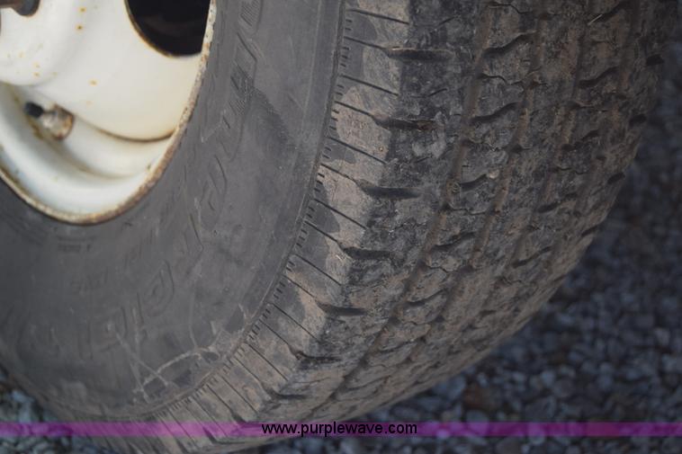 image for item L2715 1980 Dodge D40 bucket truck